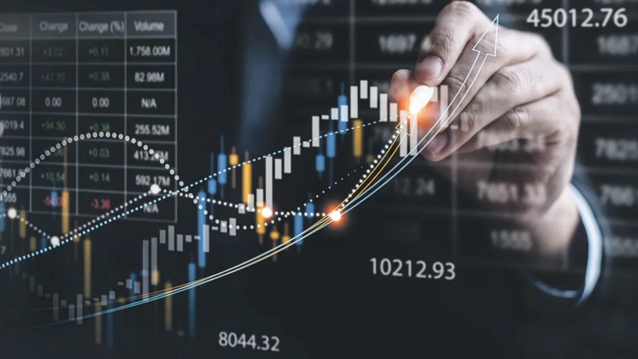 Unlocking the Potential of Global In-House Centers: Strategies for Establishing and Operating Successful GICs